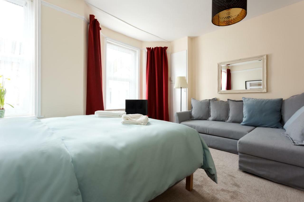 Stylish Town Centre Apartment Close To Beach And Shops Bournemouth Zewnętrze zdjęcie